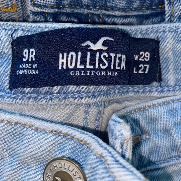 Hollister Ripped Mom Jeans - Picture 3 of 3